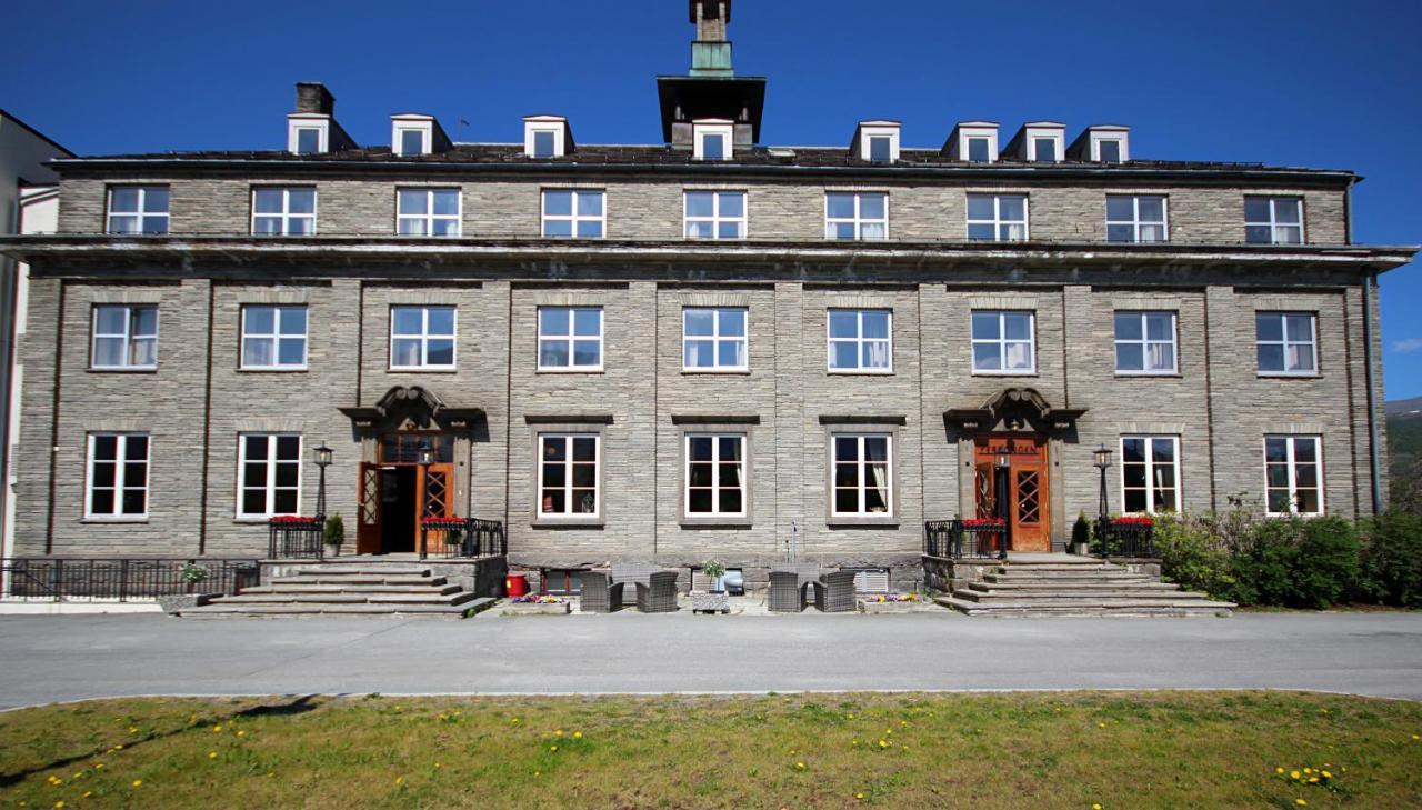 Oppdal Turisthotell Exterior foto